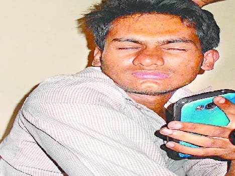 Consolidation Accountant exam were caught in the Munna bhai unnao