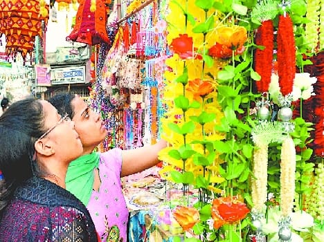 Just be careful on Diwali , pregnant and Hridayrogi