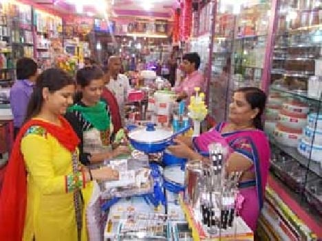 In Rabrtsganj women shopping on Dhanteras .