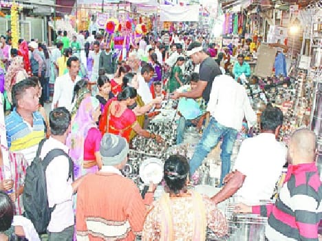 Dhanteras rain money in the 