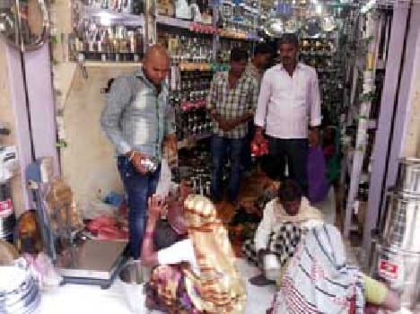 People buy jewelry 