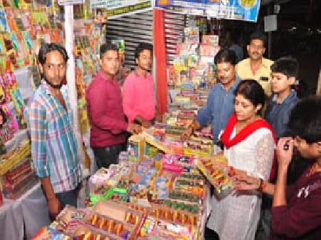 cracker business clashes in the Craft Fair Ground 
