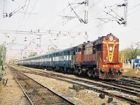train late schedule in meerut