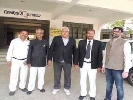 Nigoh to join the government in Bhadohi
