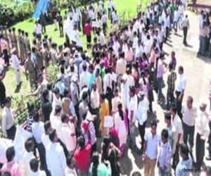 almora vileger protest against jindal group.
