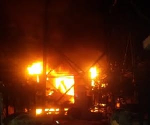 two shops burns