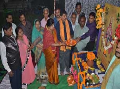 Worshiped with reverence the Lord Chitragupta