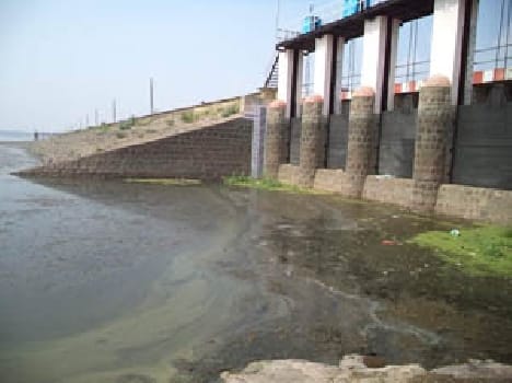 Water crisis : in 22 days was reduced to a foot of water