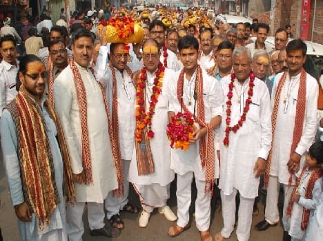 Provides direction to life Bhagwat
