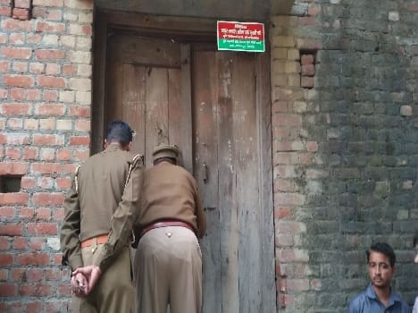 a man shoot himself after killing his wife
