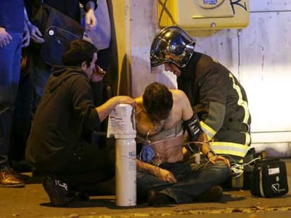 more than 120 people dead in Paris attacks, all Indians are safe