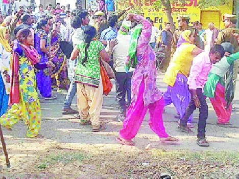 Anger over the death of Sanjeev  