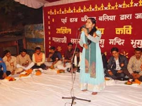 Poets tickled night