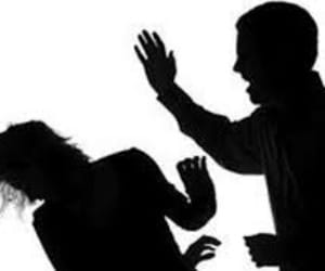 shopkeepers beats a woman in lucknow