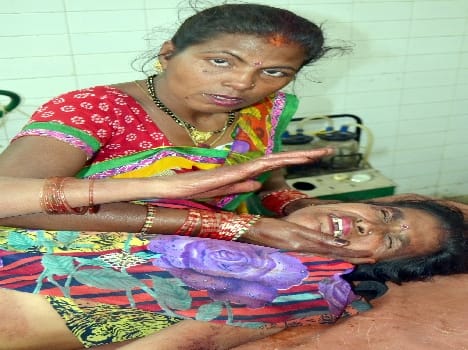 Road accidents Eight injured