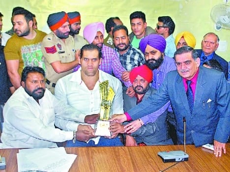 khali, maan, punjab, award