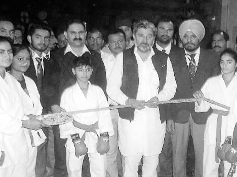pathankot, tanish, win, karate, championship