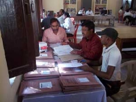 Prior to nomination day drew crowds