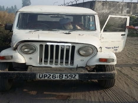 Bilsnda the school vehicle collides with another vehicle