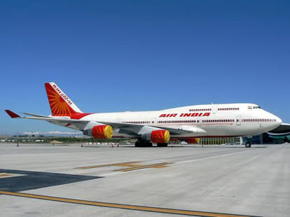 pm Modi and barack Obama plane together
