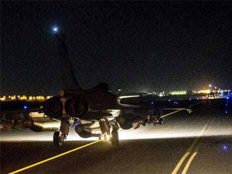 Paris Attack: France fights back with air strike in Syria