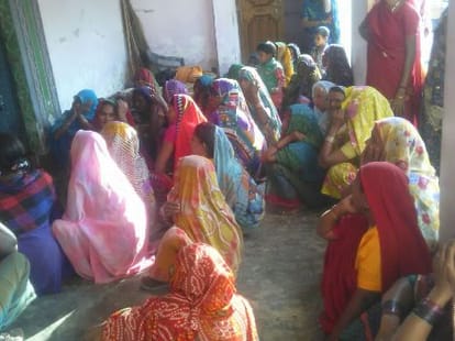 Village pradhan husband shot in Sultanpur.