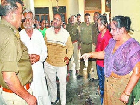 with daughter mother attempted self immolation