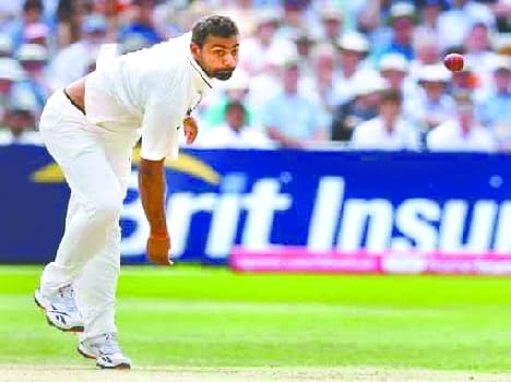 up heavy on Tamil Nadu, Praveen Kumar shine