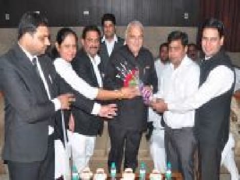 hooda attack on former CM