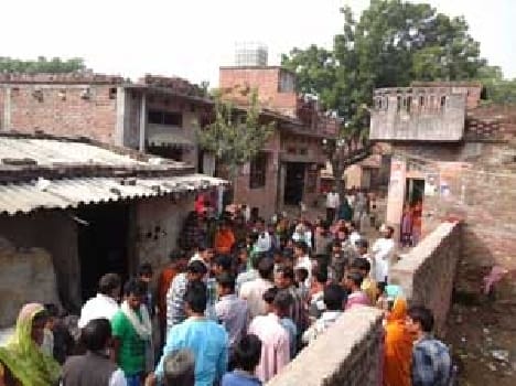 Two real sisters death, parents , brother Scorched
