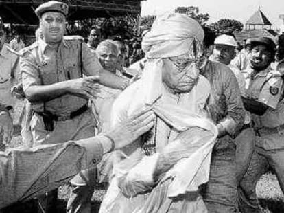 ayodhya saints are in grieve on death of ashok singhal