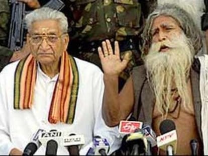 ayodhya saints are in grieve on death of ashok singhal