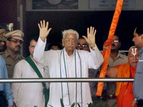 Ashok Singhal's father was threatening to evict property on joining Sangh