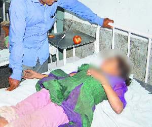 doubt of theft, girl brutally beaten by shopkeeper