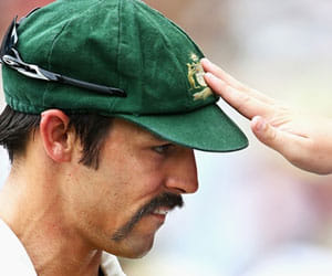 Mitchell Johnson retires from international cricket