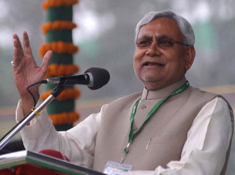 Nitish takes U-turn on banning liquor in state