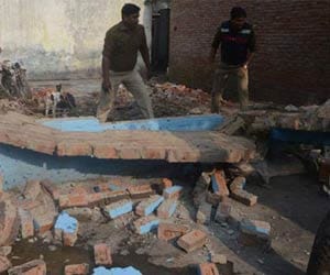 Attack on Police team in Muradabad.