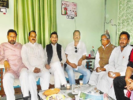 District panchayat president pitched in SP