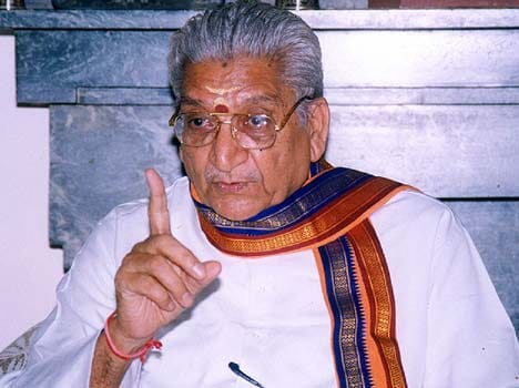 vhp leader ashok singhal mortal remains immersion in chandrabhaga at tandi lahaul spiti himachal pradesh.