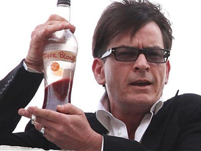 charlie sheen accepted to be HIV positive on a live show