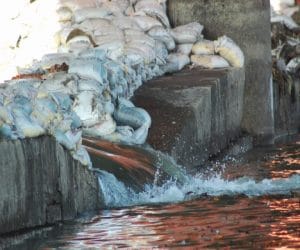 water level suddenly increase at haridwar ganga ghat.
