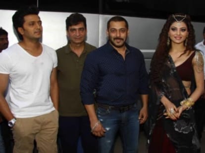 Salman Khan ignores vivek oberoy