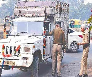 Mohan Nagar intersection now only bike-car entry.