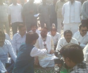 BSP leaders protest against wall demolition of ambedkar smark