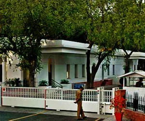 firing front of PM house in delhi