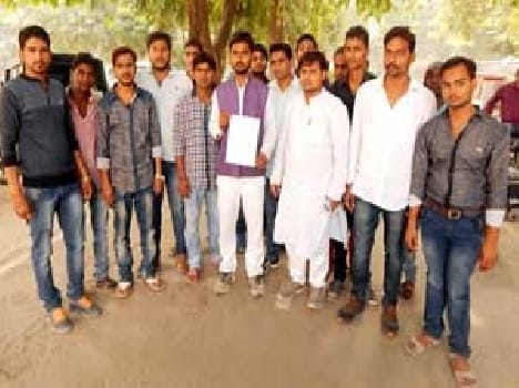 Students gave letter to SDM for class