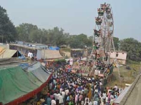 Devlas Grand pilgrims flocked to the fair