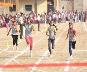 Arun hundred-meter race in competition top