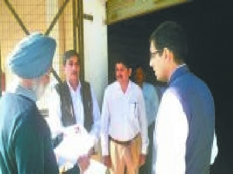 HCS inspected FCI Godown, weighed