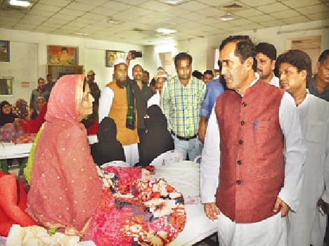 Loot in Ursala, patient hoop the minister 